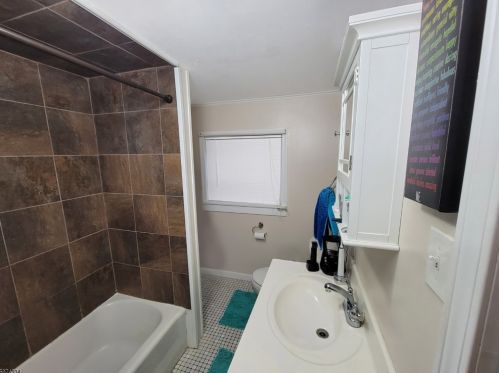 114 Harvey St, Hackettstown NJ  07840-1212 exterior