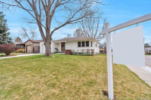 1210 Amherst Ave, Englewood CO 80113-1753 exterior