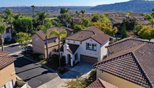 7159 Tanager Dr, Carlsbad, CA 92011-5035