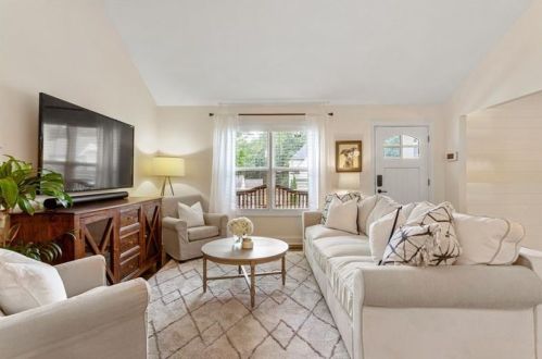 1888 Ham Dr, Atlanta GA  30341-3222 exterior