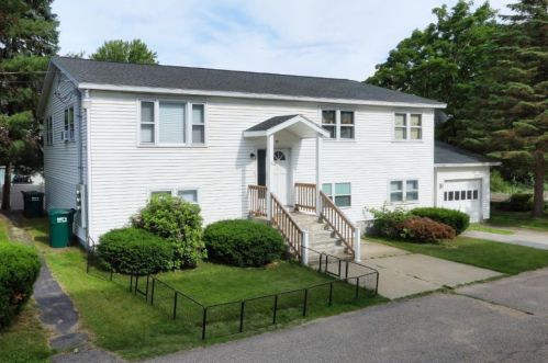 47 Maple St, Wilton, NH 03086-5505