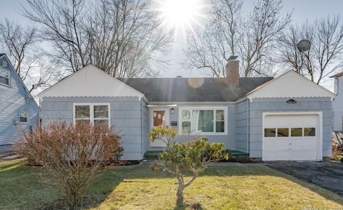 96 Highland Ave, Windsor, CT 06095-4244