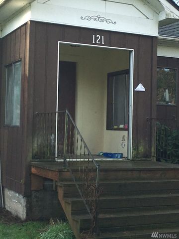 121 Alder St, Winlock, WA 98596-9424