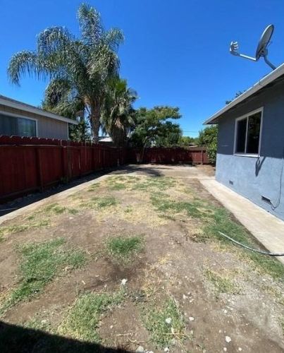 254 6th Ave, Valley Home, CA 95361-3125