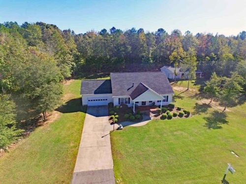 207 Peninsula Dr, Laurens, SC 29360-6619