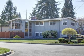 2141 172nd St, Seattle WA  98133-5511 exterior