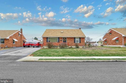 1820 Worth St, York, PA 17404-5229