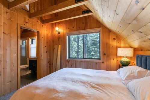 12279 Bennett Flat Rd, Truckee CA  96161-6202 exterior