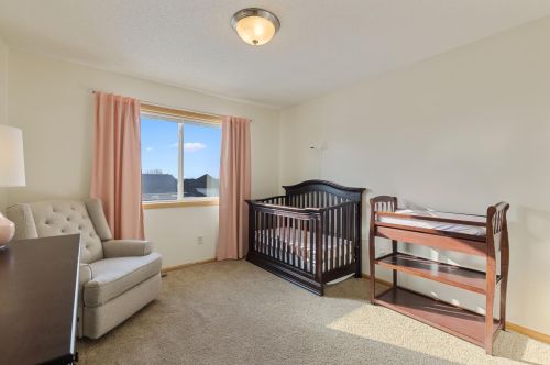 920 Drew Dr, Saint Paul MN  55129-6900 exterior