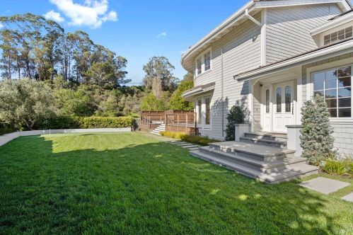 103 Trinidad Dr, Tiburon, CA 94920-1037
