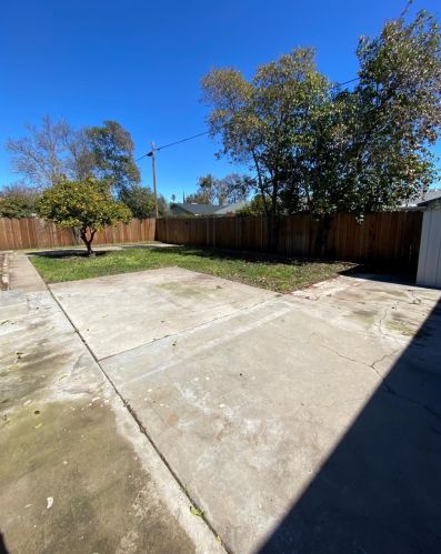 2014 Monticello Ave, Modesto CA  95350-2913 exterior
