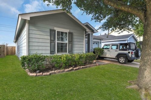 11323 Log Cabin Ln, Tomball, TX 77375-8409