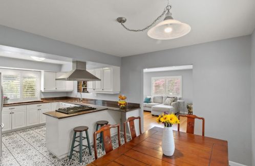 1109 Buena Vista Ave, Del Monte Park, CA 93950-5501