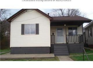 1324 Frame St, Charleston WV  25387-2110 exterior