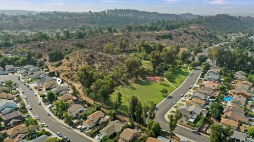 27172 Valleymont Rd, El Toro, CA 92630-5823
