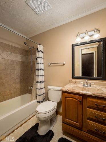 105 Bryant St, Stockbridge GA  30281-3640 exterior