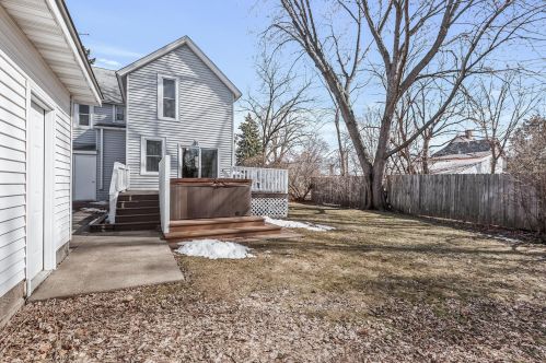 823 Fry St, Saint Paul MN  55104-1123 exterior