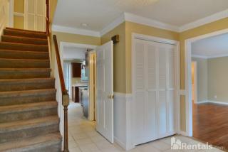 2412 Pine Lake Dr, Cayce-West Columbia SC  29169-3738 exterior