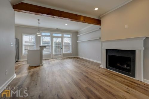 1516 Howell Mill Rd, Atlanta GA  30318-3165 exterior