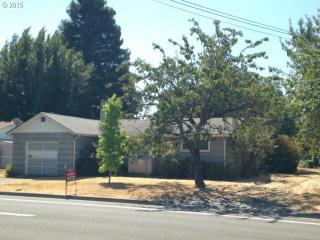 5140 Royal Ave, Eugene OR  97402-9329 exterior