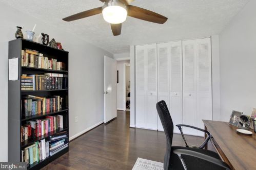 3314 Tapestry Cir, Burtonsville MD 20866-2067 exterior