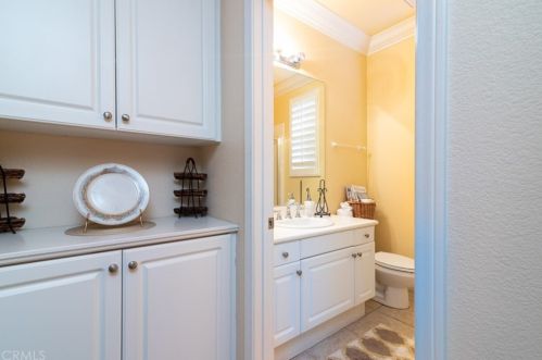 2895 Cinnamon Pl, Anaheim CA  92806-3733 exterior