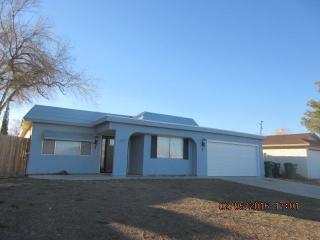319 Margalo St, Ridgecrest, CA 93555-4533