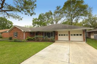 4411 Osby Dr, Houston TX  77096-4422 exterior