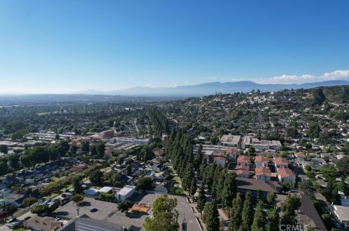 6028 Hoover Ave, Whittier CA 90601-3256 exterior