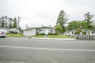 6182 Humboldt Hill Rd, Eureka, CA 95503-7015