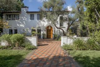 441 Mccadden Pl, Los Angeles, CA 90004-1025