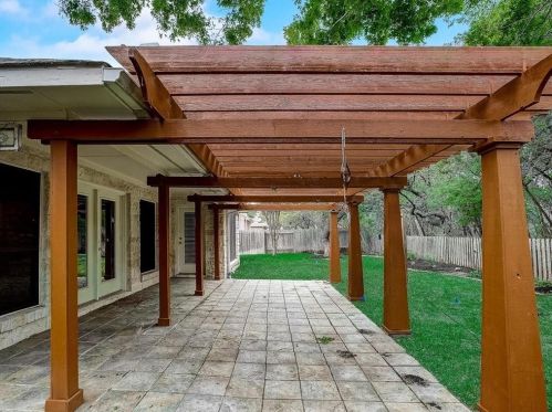 4520 Eagle Feather Dr, Austin TX  78735-6466 exterior