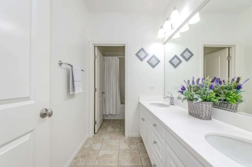 37 Deergrass, Irvine CA  92618-2246 exterior