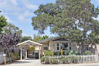 11 Encina Ave, Monterey CA  93940-3735 exterior