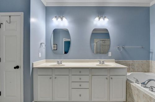 116 Newcastle Walk, Holly Springs GA  30188-6087 exterior