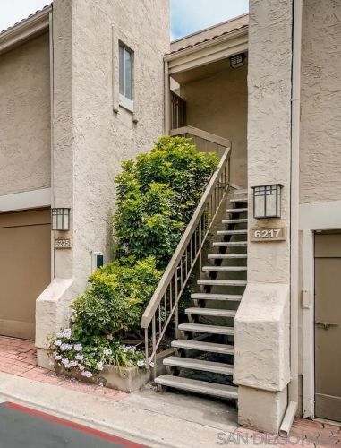 6235 Caminito Carrena, San Diego, CA 92122-3413