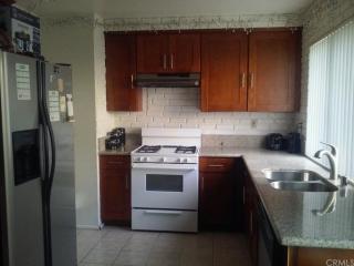7917 Midhurst Dr, Highland, CA 92346-4140