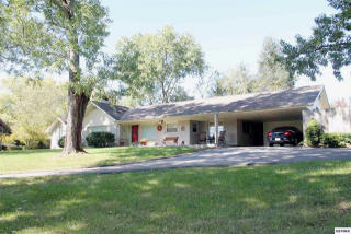 735 Morningside Dr, Pigeon Forge, TN 37862-4812