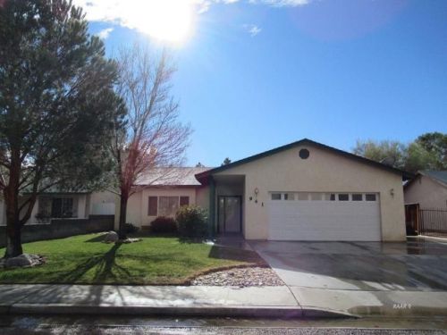 941 Tamarisk Ave, Ridgecrest, CA 93555-3384