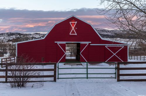 799 Hoytsville Rd, Hoytsville UT 84017-9742 exterior