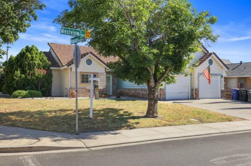 2113 Westview Ct, Modesto, CA 95358-1091