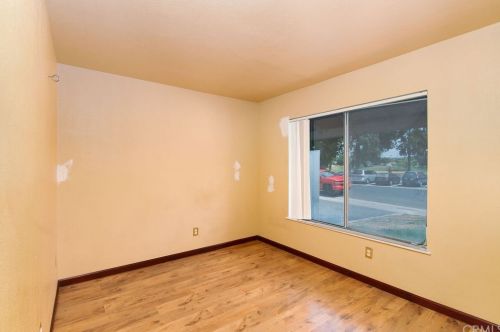 9211 Admiralty Ave, Riverside CA  92503-3348 exterior