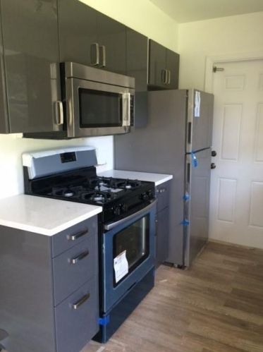 402 Chippendale Ave, Austin TX  78745-2311 exterior