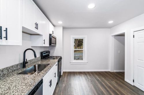 424 Central Ave, Bangor PA  18013-2122 exterior