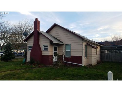 288 Everett Ave, Sutherlin, OR 97479-9542
