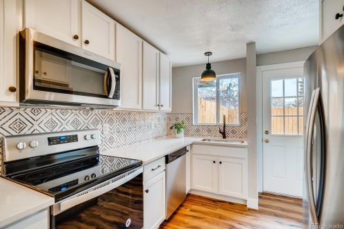 1564 Valentia St, Denver, CO 80220-2124