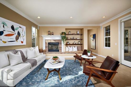 6217 Village Green Dr, Carlsbad, CA 92009-3070