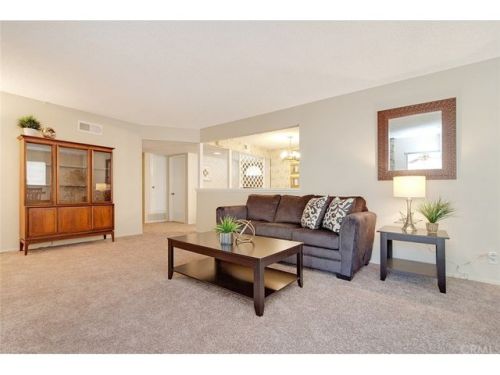 9752 Rosemary Dr, Cypress, CA 90630-4043