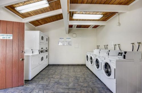 1000 Macarthur Blvd, Santa Ana CA  92707-4649 exterior