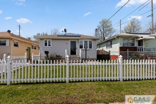 745 Catherine St, Perth Amboy, NJ 08861-2803